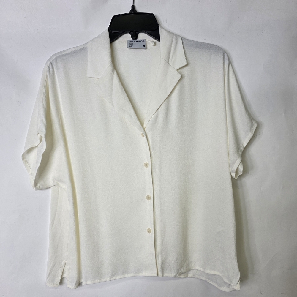 Frank & oak elevated basics Button down shirt